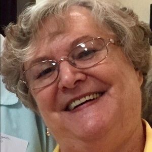 Meet your Posher, Linda